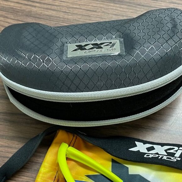 XX2i Optics France2 Sport Sunglasses - Neon Yellow and Blue - Blue Lens - EUC - Picture 6 of 10